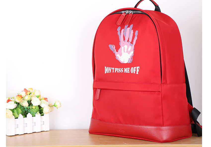 广州背包工厂,休闲双肩包,恩典科技,双肩包定制,手袋生产厂